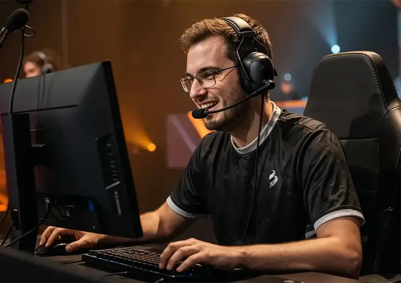 E-Sports hero